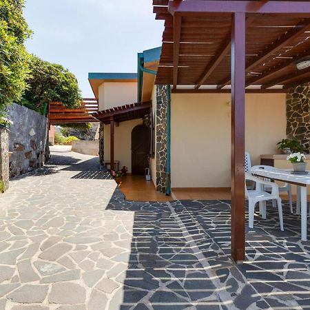 La Terrazza Sul Mare Villa Magomadas Luaran gambar