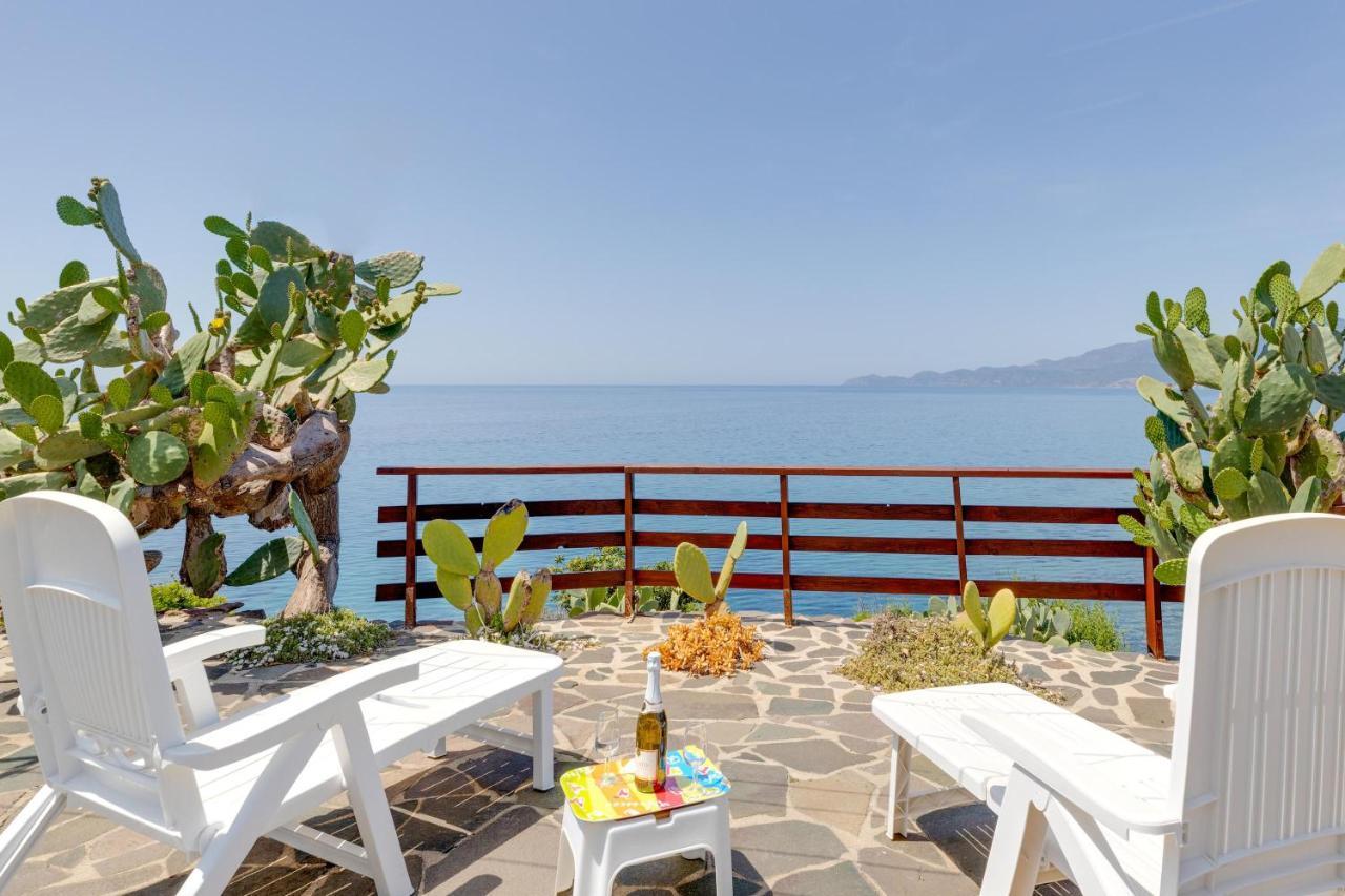La Terrazza Sul Mare Villa Magomadas Luaran gambar